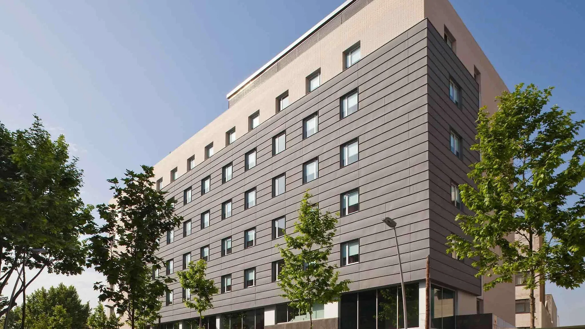 Ibis Barcelona Plaza Glories 22@ Hotel
